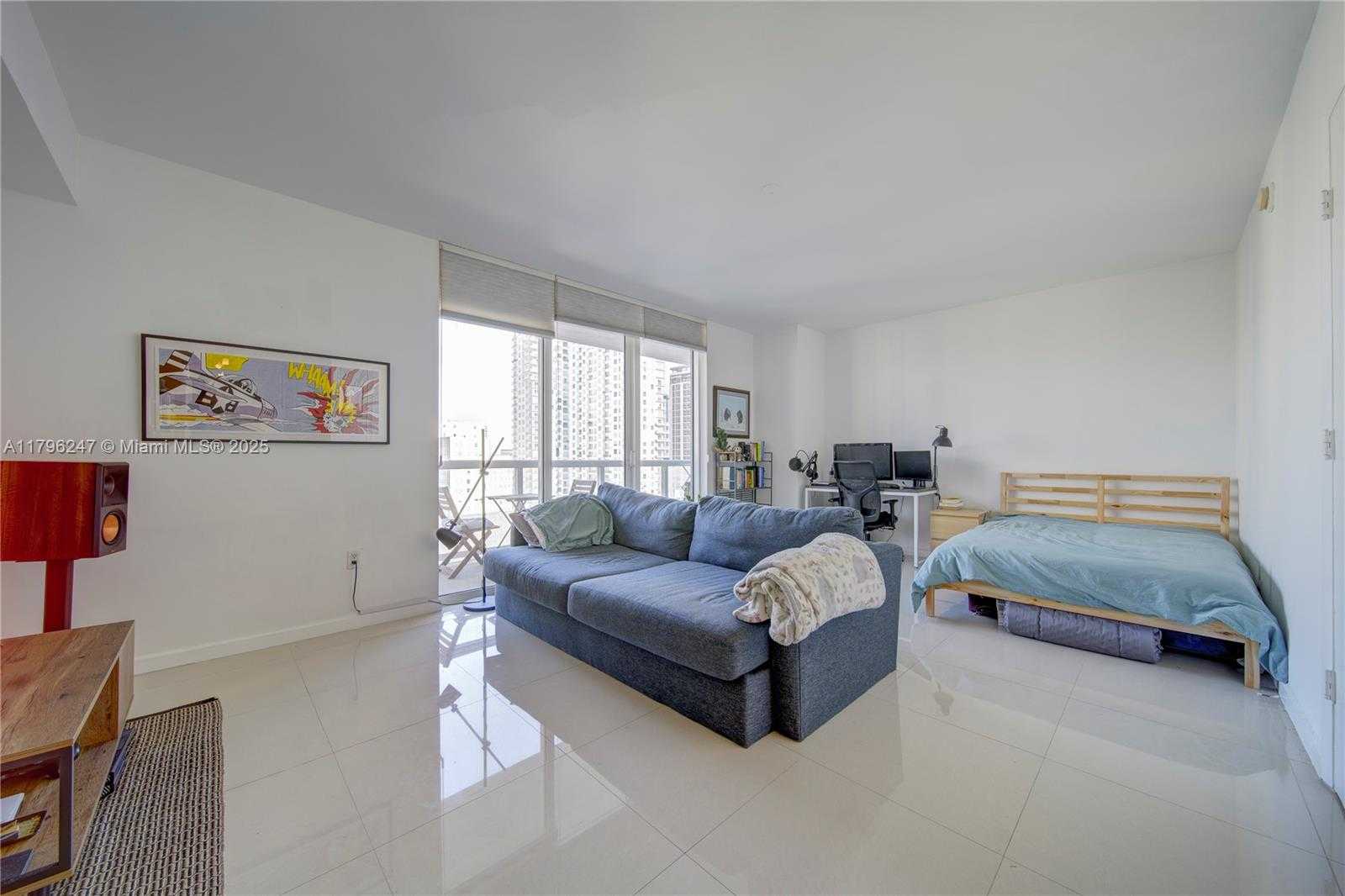 Small Image of 50 BISCAYNE BLVD #1903, Miami Number 8