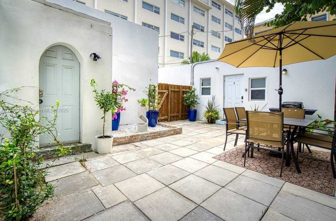 Small Image of 310 OREGON ST #3, Hollywood Number 2