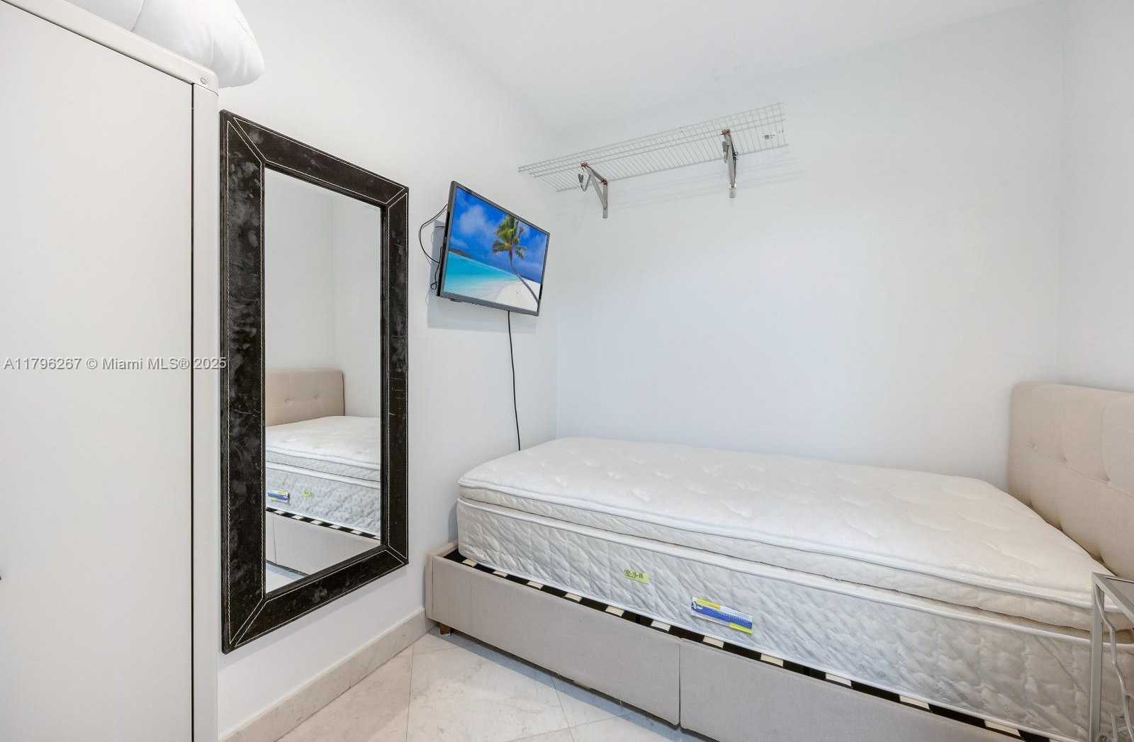 Small Image of 3131 NORTH EAST 188TH ST #1-507, Aventura Number 12