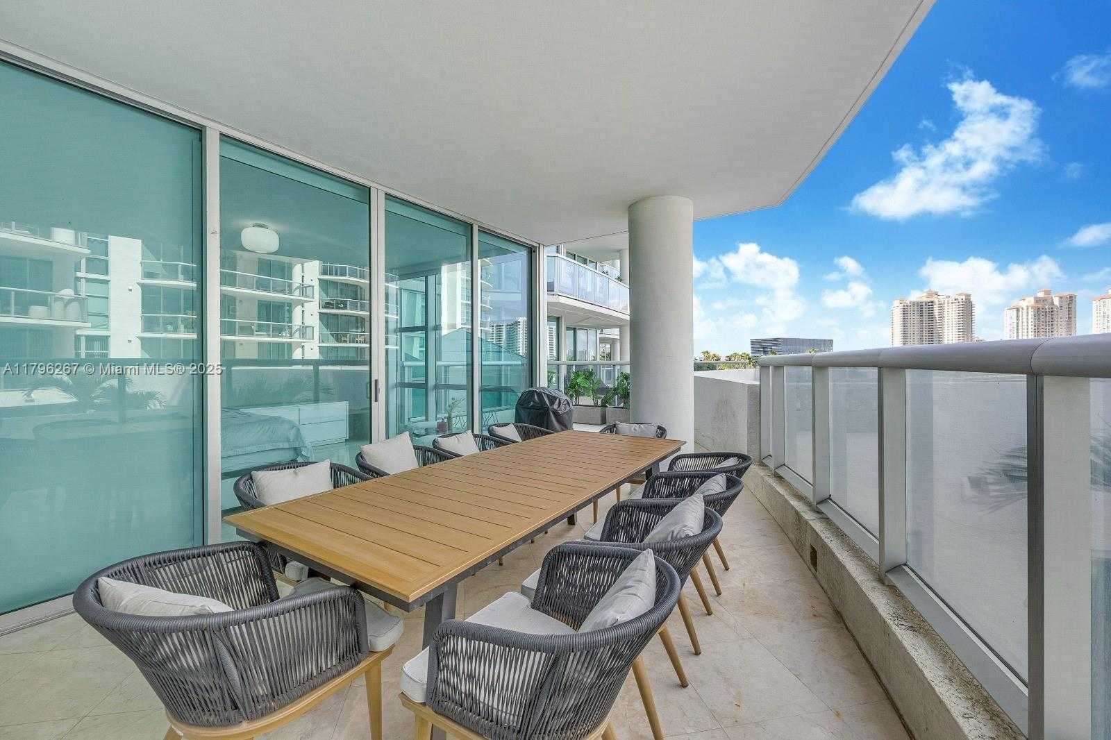 Small Image of 3131 NORTH EAST 188TH ST #1-507, Aventura Number 16
