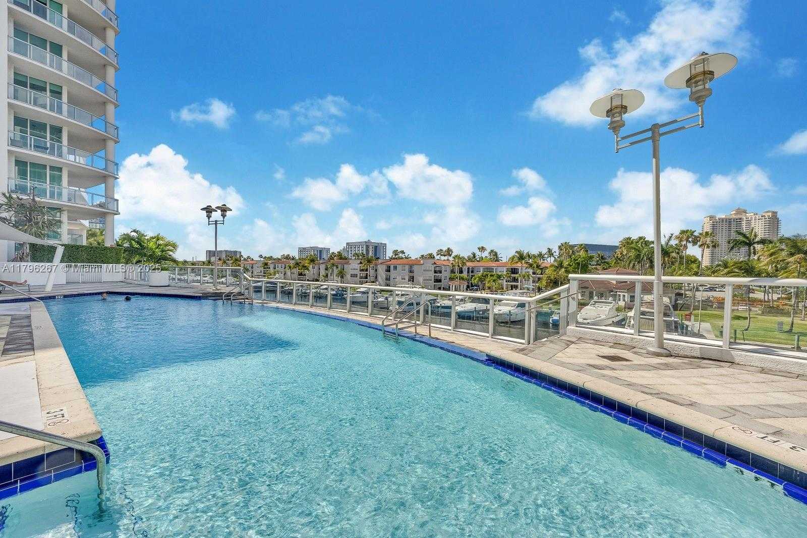 Small Image of 3131 NORTH EAST 188TH ST #1-507, Aventura Number 20