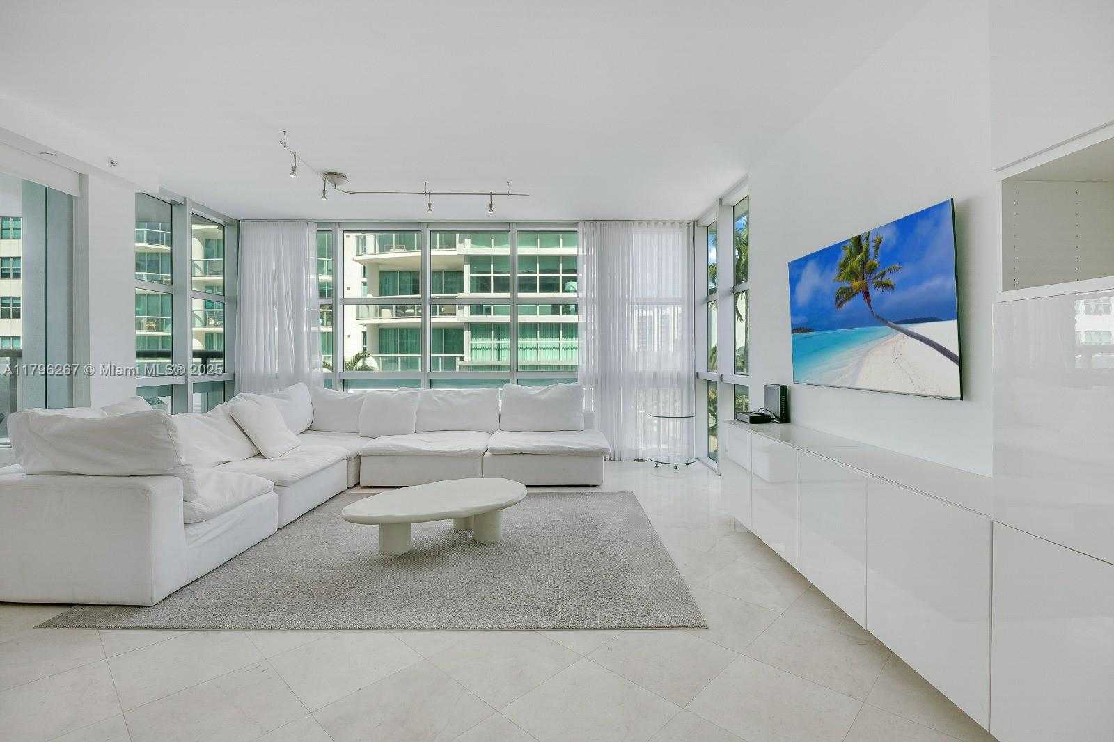 Small Image of 3131 NORTH EAST 188TH ST #1-507, Aventura Number 5