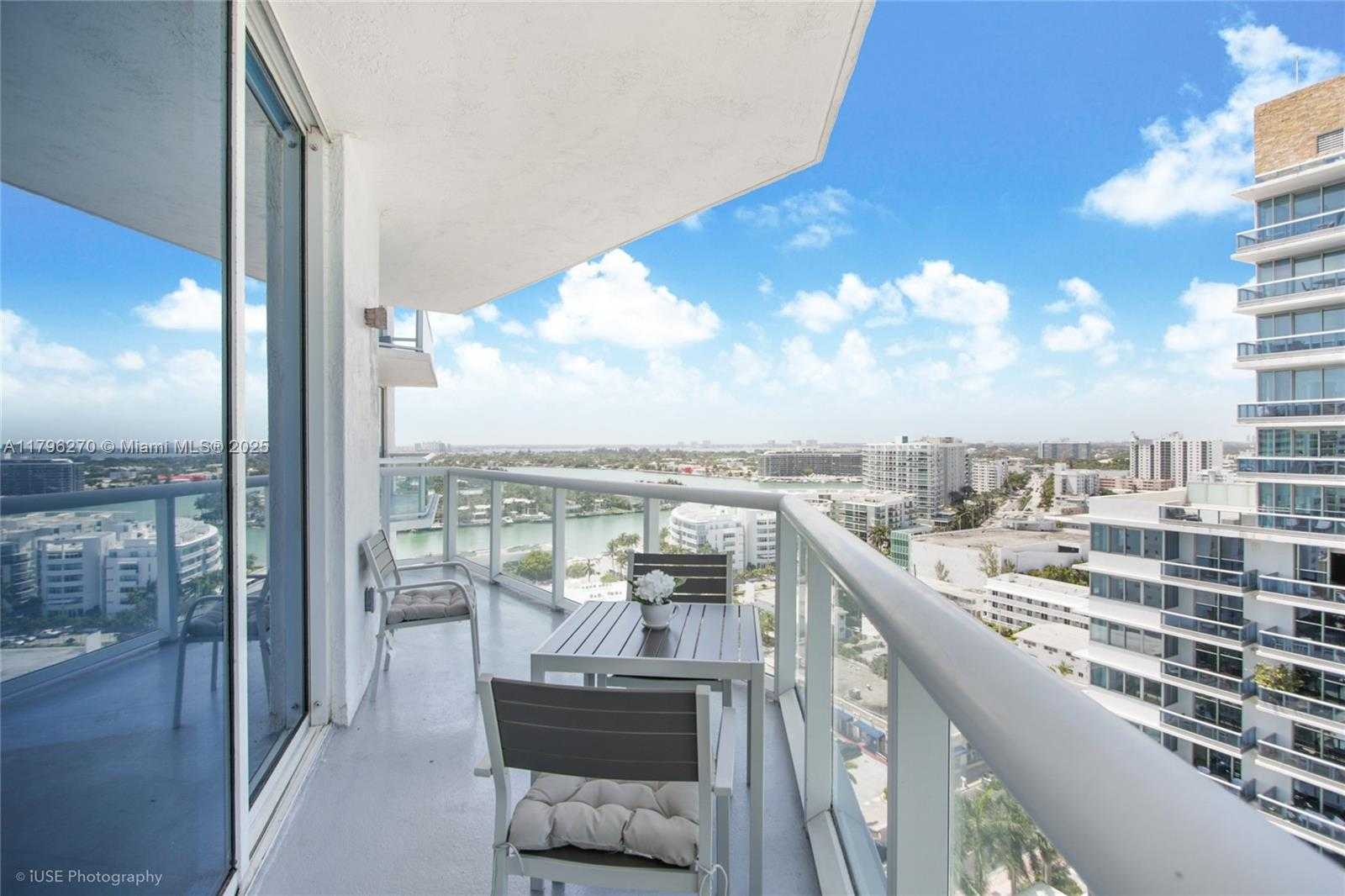 Small Image of 6515 COLLINS AVE #1710, Miami Beach Number 10