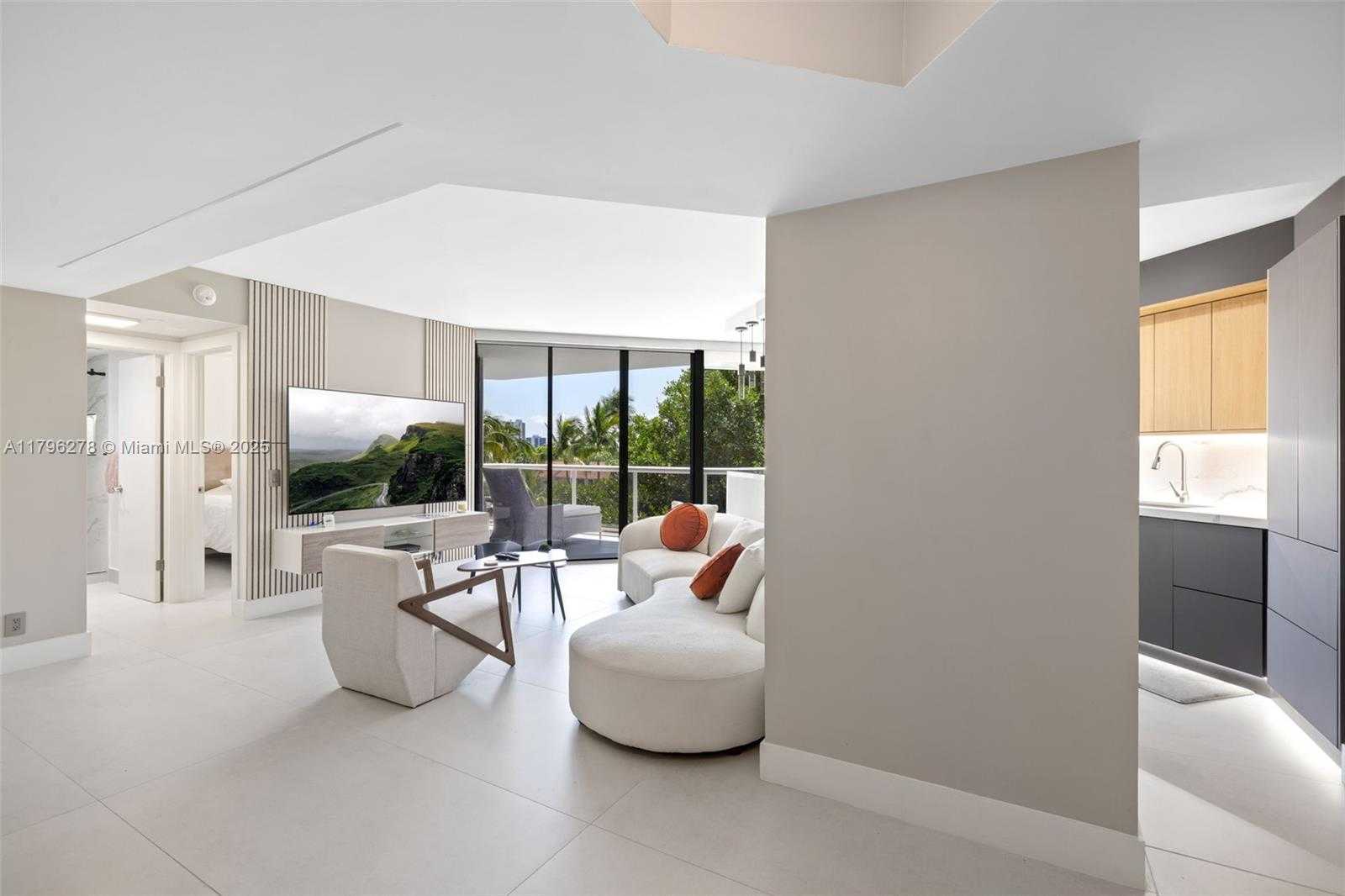 Small Image of 3610 YACHT CLUB DR #410, Aventura Number 10