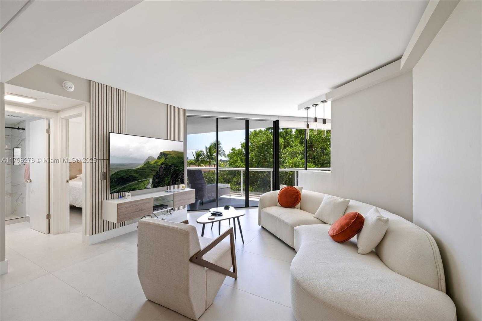 Small Image of 3610 YACHT CLUB DR #410, Aventura Number 13