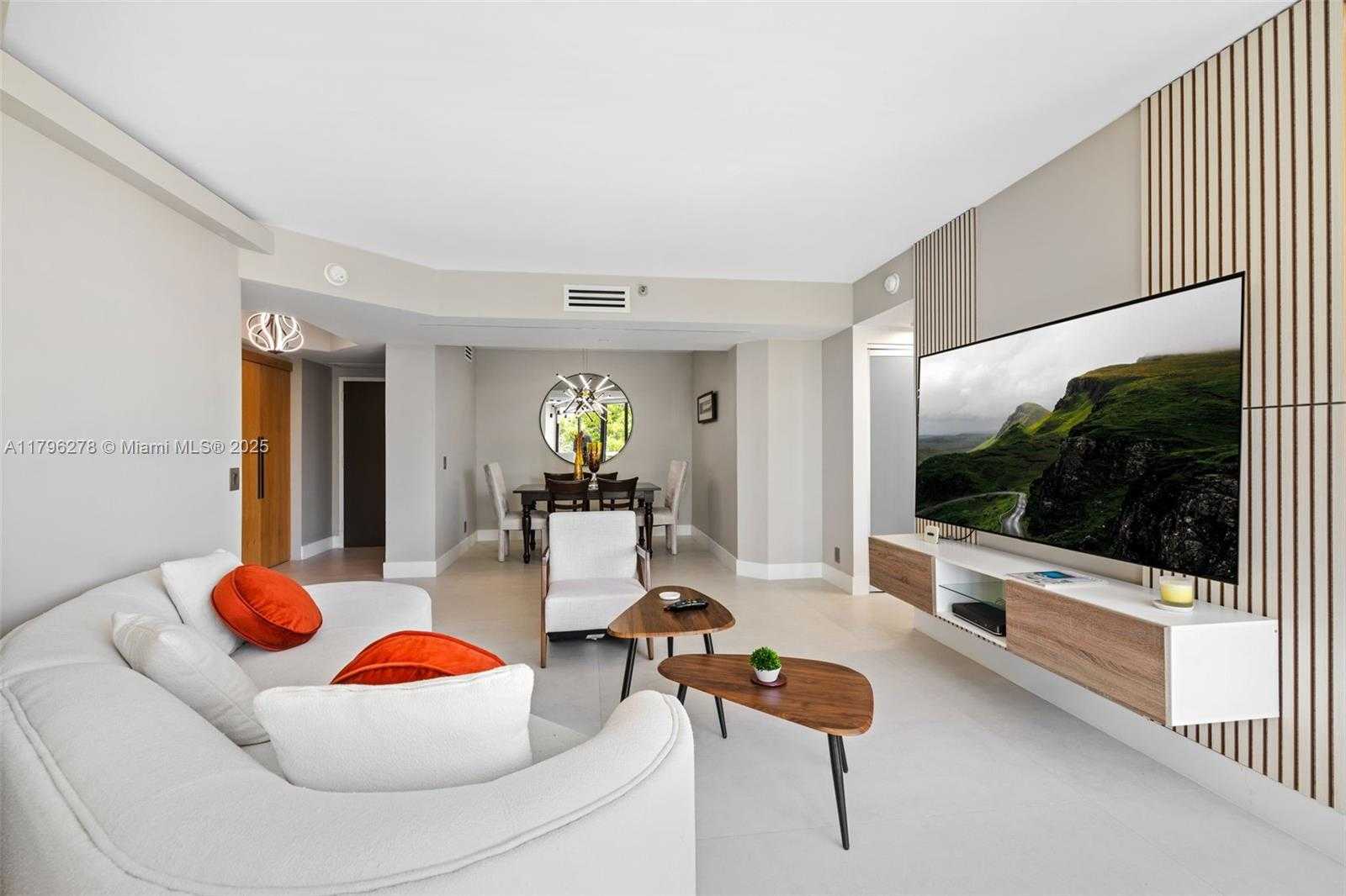 Small Image of 3610 YACHT CLUB DR #410, Aventura Number 14
