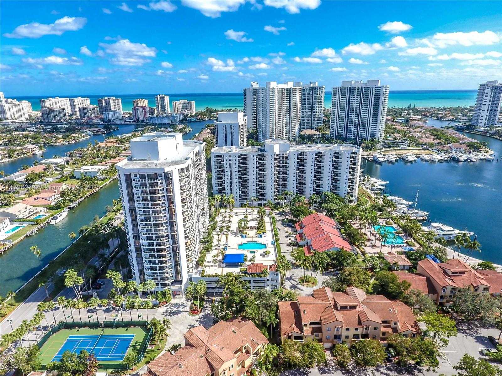 Small Image of 3610 YACHT CLUB DR #410, Aventura Number 6