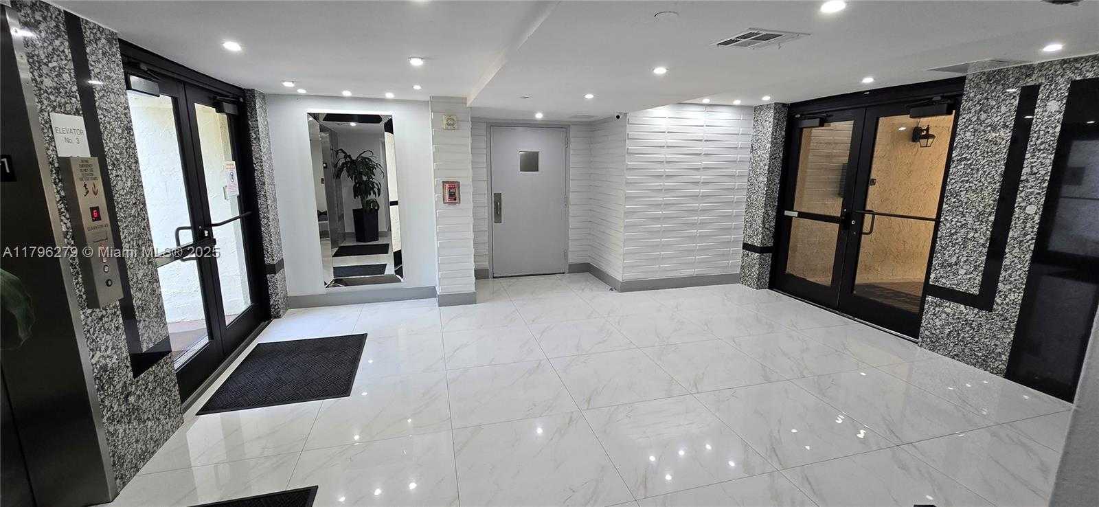 Small Image of 16919 #421, Sunny Isles Beach Number 24