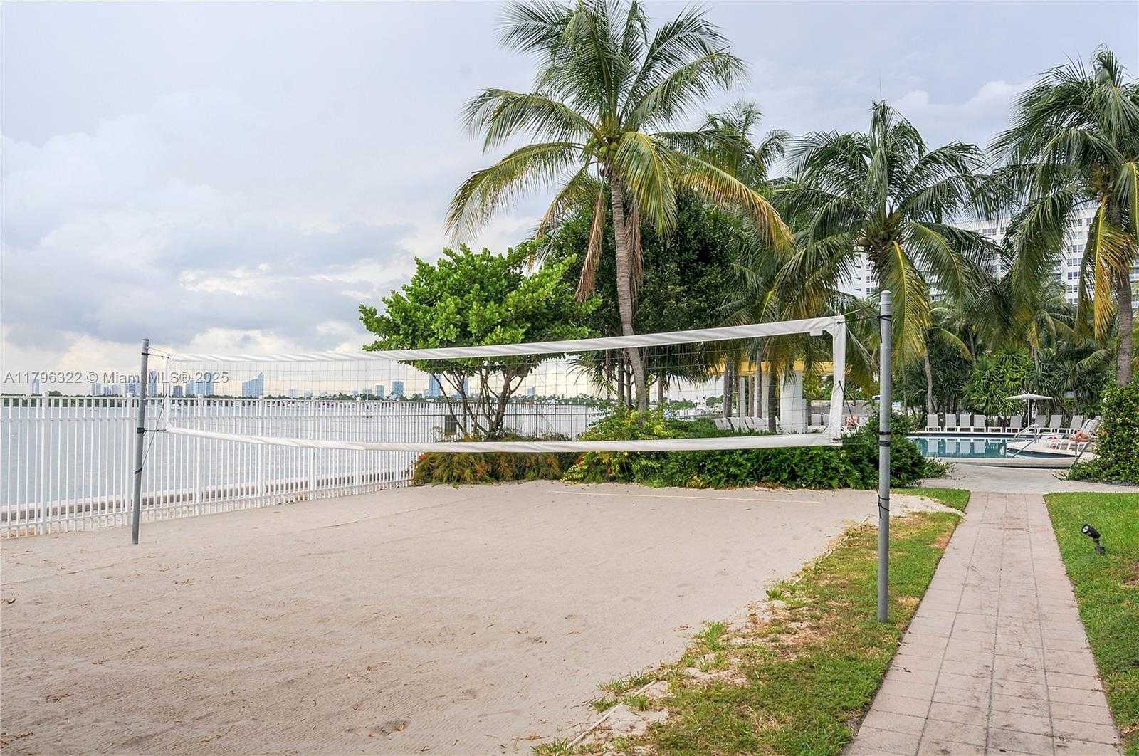 Small Image of 1330 WEST AVE #2906, Miami Beach Number 16