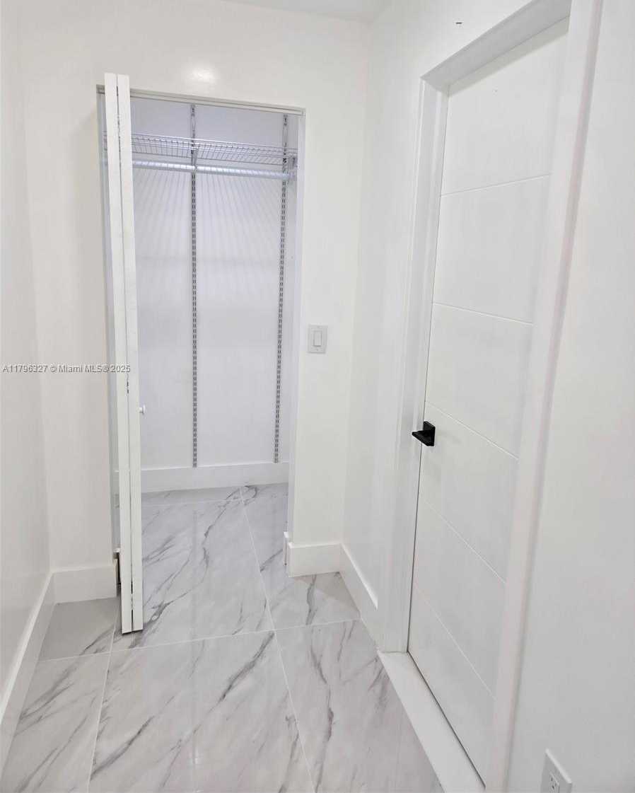Small Image of 987 NORTH EAST 145TH ST, North Miami Number 44