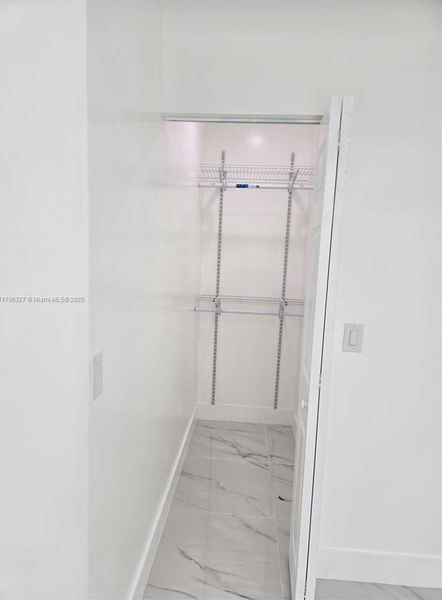 Small Image of 987 NORTH EAST 145TH ST, North Miami Number 50