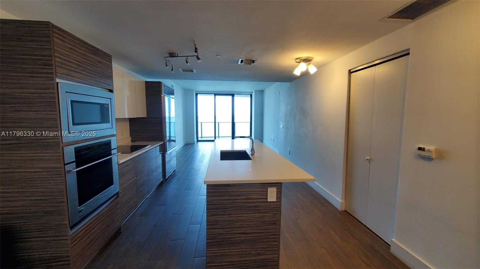 Small Image of 460 NORTH EAST 28TH ST #802, Miami Number 7
