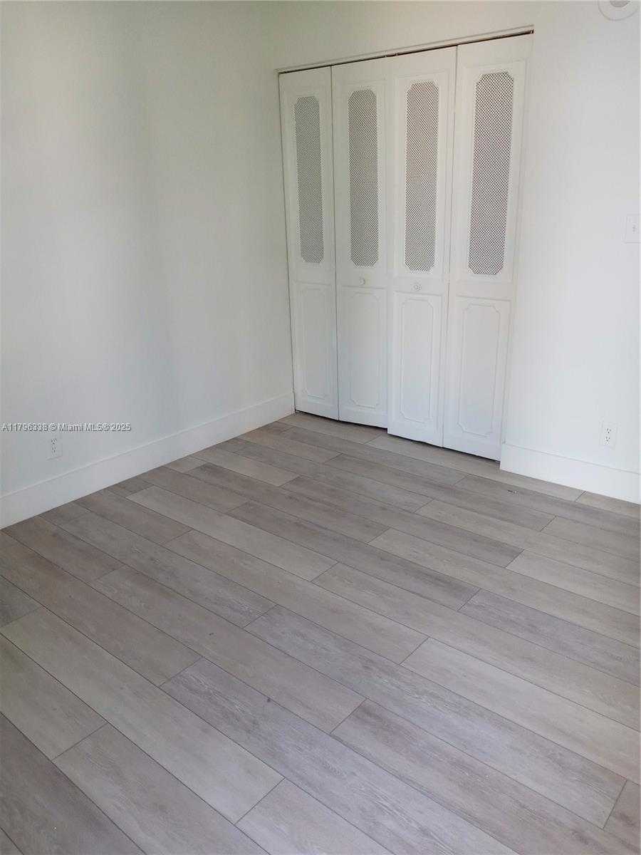 Small Image of 17021 NORTH BAY RD #714, Sunny Isles Beach Number 11