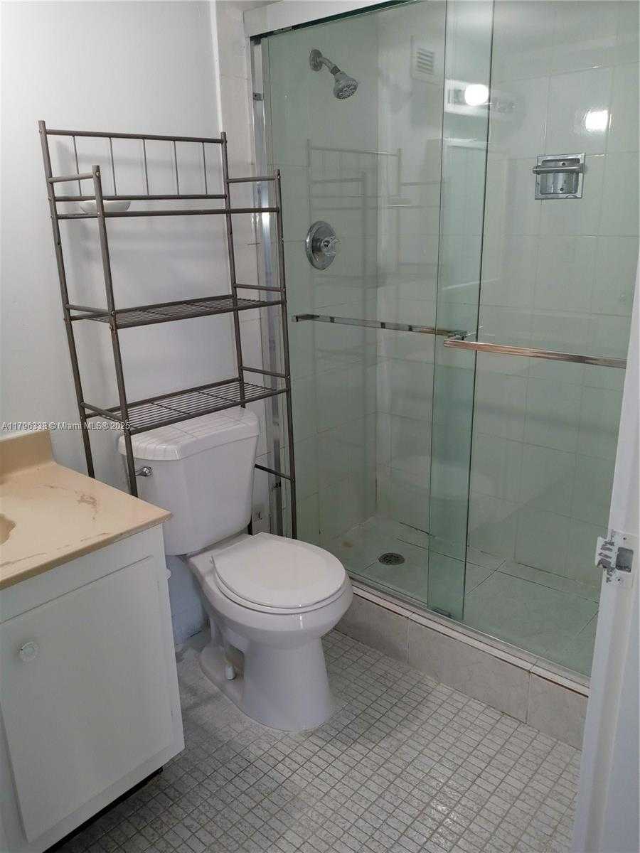 Small Image of 17021 NORTH BAY RD #714, Sunny Isles Beach Number 16