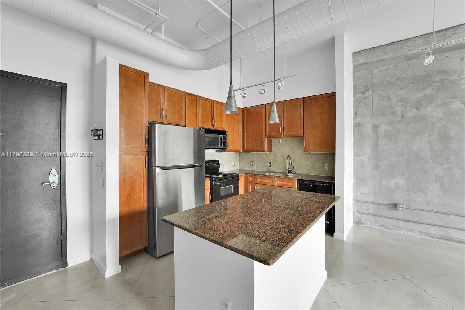 Small Image of 2001 BISCAYNE BLVD #2305, Miami Number 3
