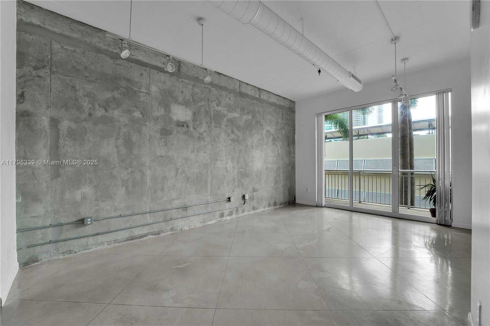 Small Image of 2001 BISCAYNE BLVD #2305, Miami Number 7