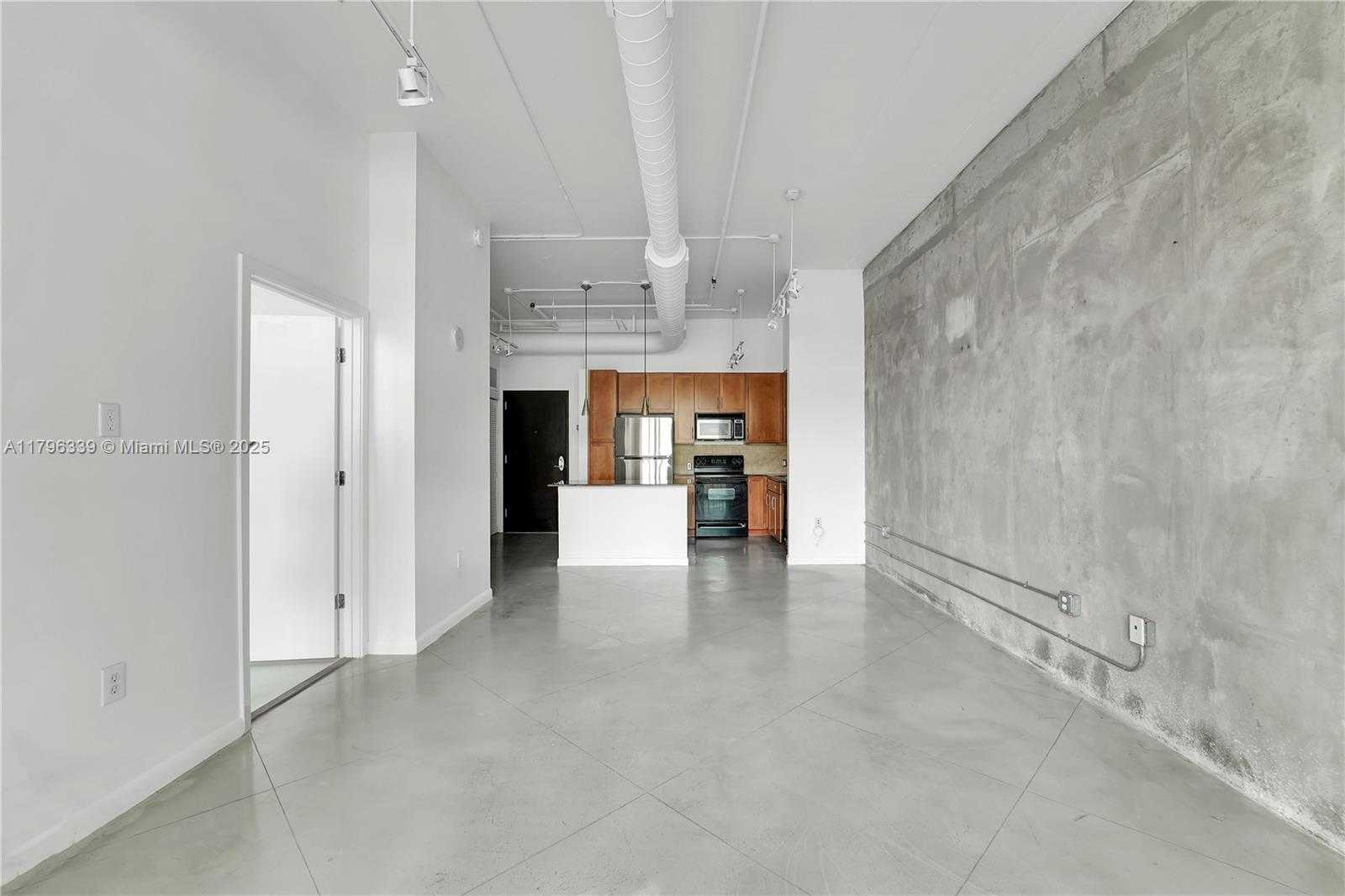 Small Image of 2001 BISCAYNE BLVD #2305, Miami Number 8