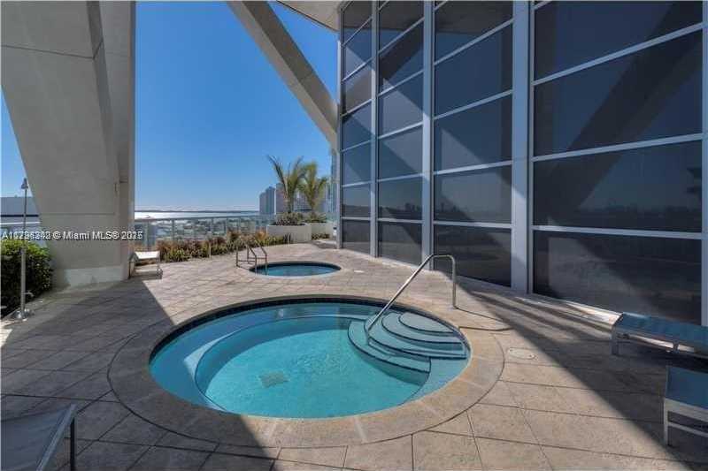 Small Image of 888 BISCAYNE BLVD #2911, Miami Number 18