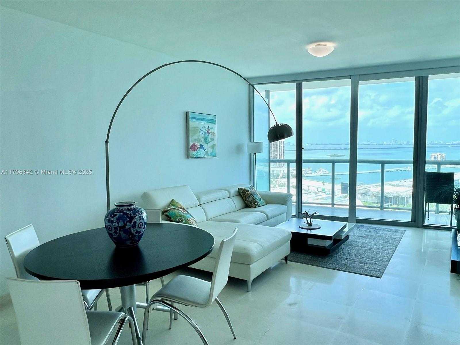 Small Image of 888 BISCAYNE BLVD #2911, Miami Number 7