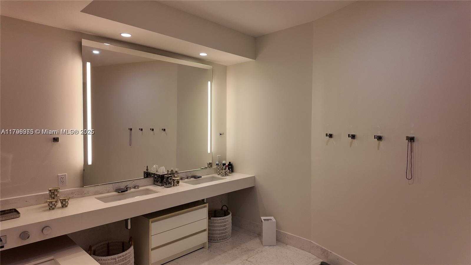 Small Image of 18555 COLLINS AVE #905, Sunny Isles Beach Number 11