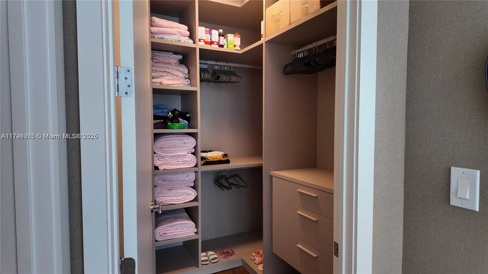 Small Image of 18555 COLLINS AVE #905, Sunny Isles Beach Number 20