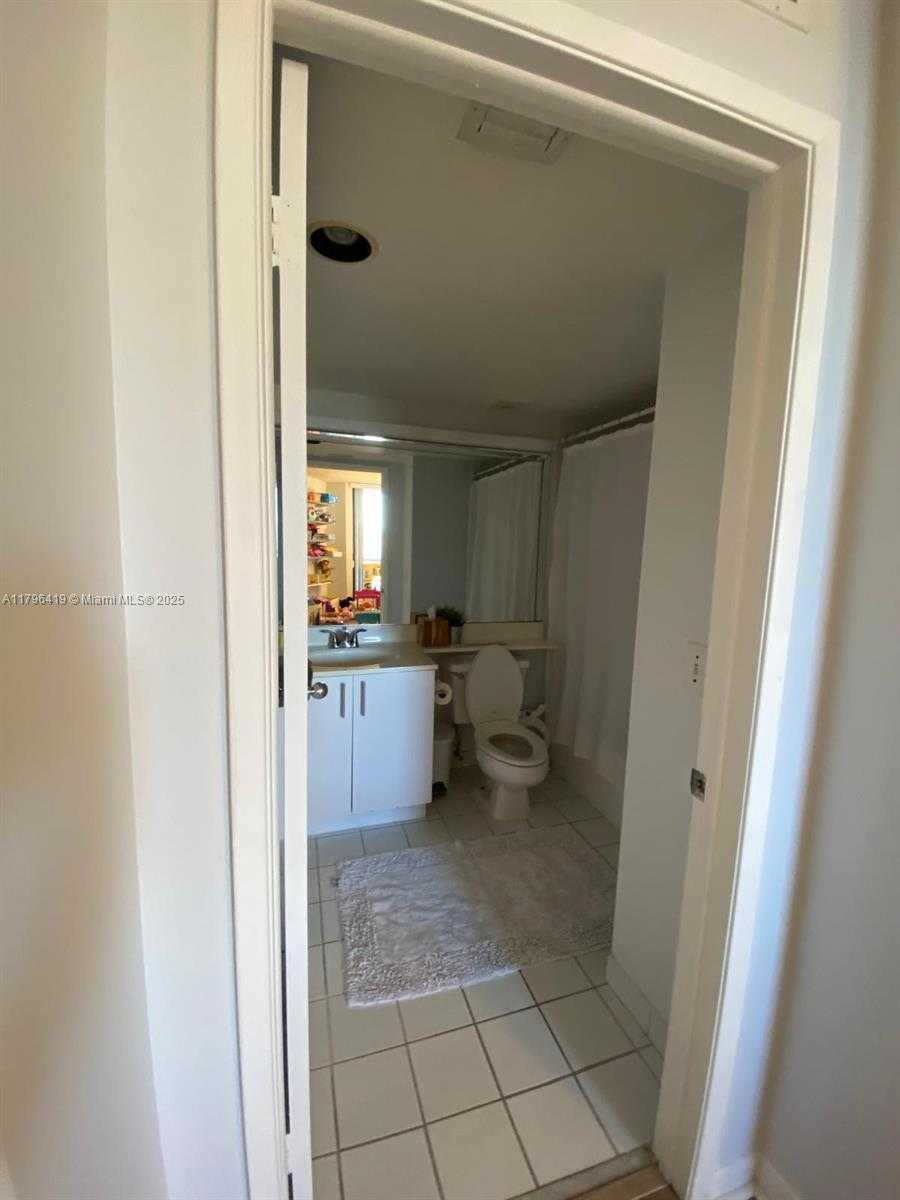 Small Image of 3300 NORTH EAST 191 ST #816, Aventura Number 14