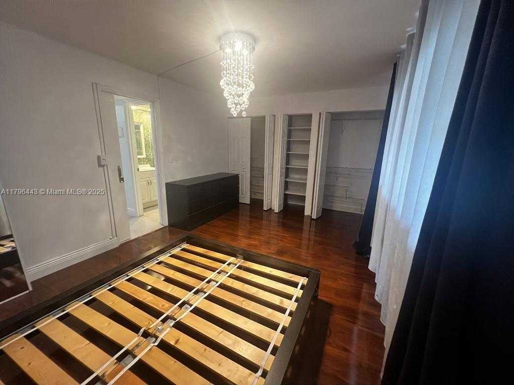 Small Image of 300 LAYNE BLVD #312, Hallandale Beach Number 10