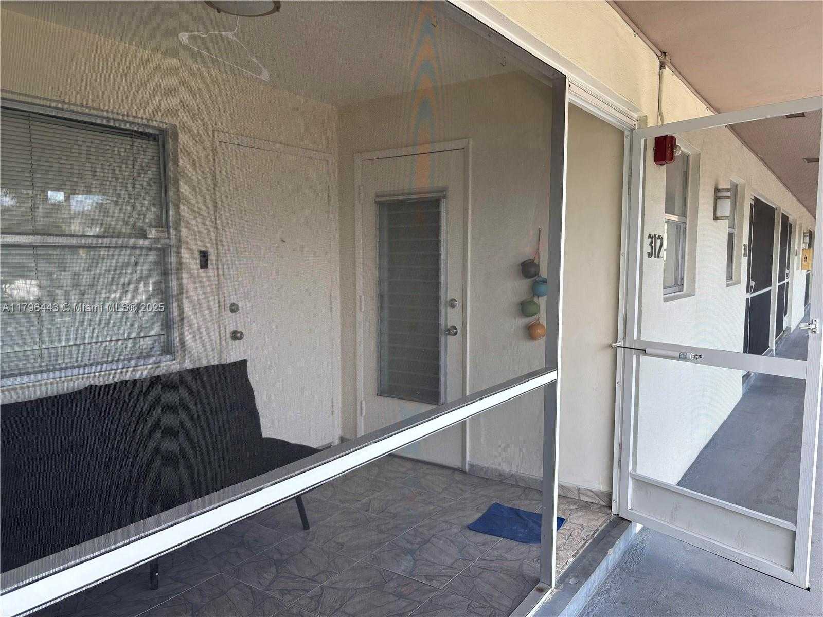 Small Image of 300 LAYNE BLVD #312, Hallandale Beach Number 15