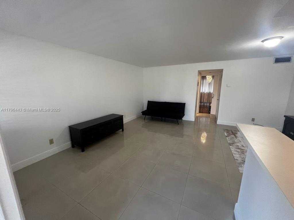Small Image of 300 LAYNE BLVD #312, Hallandale Beach Number 2