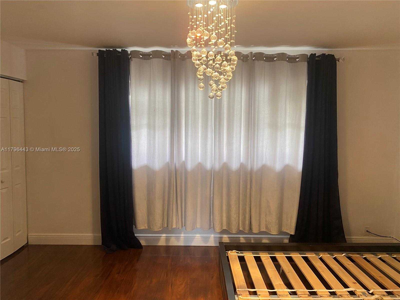 Small Image of 300 LAYNE BLVD #312, Hallandale Beach Number 9