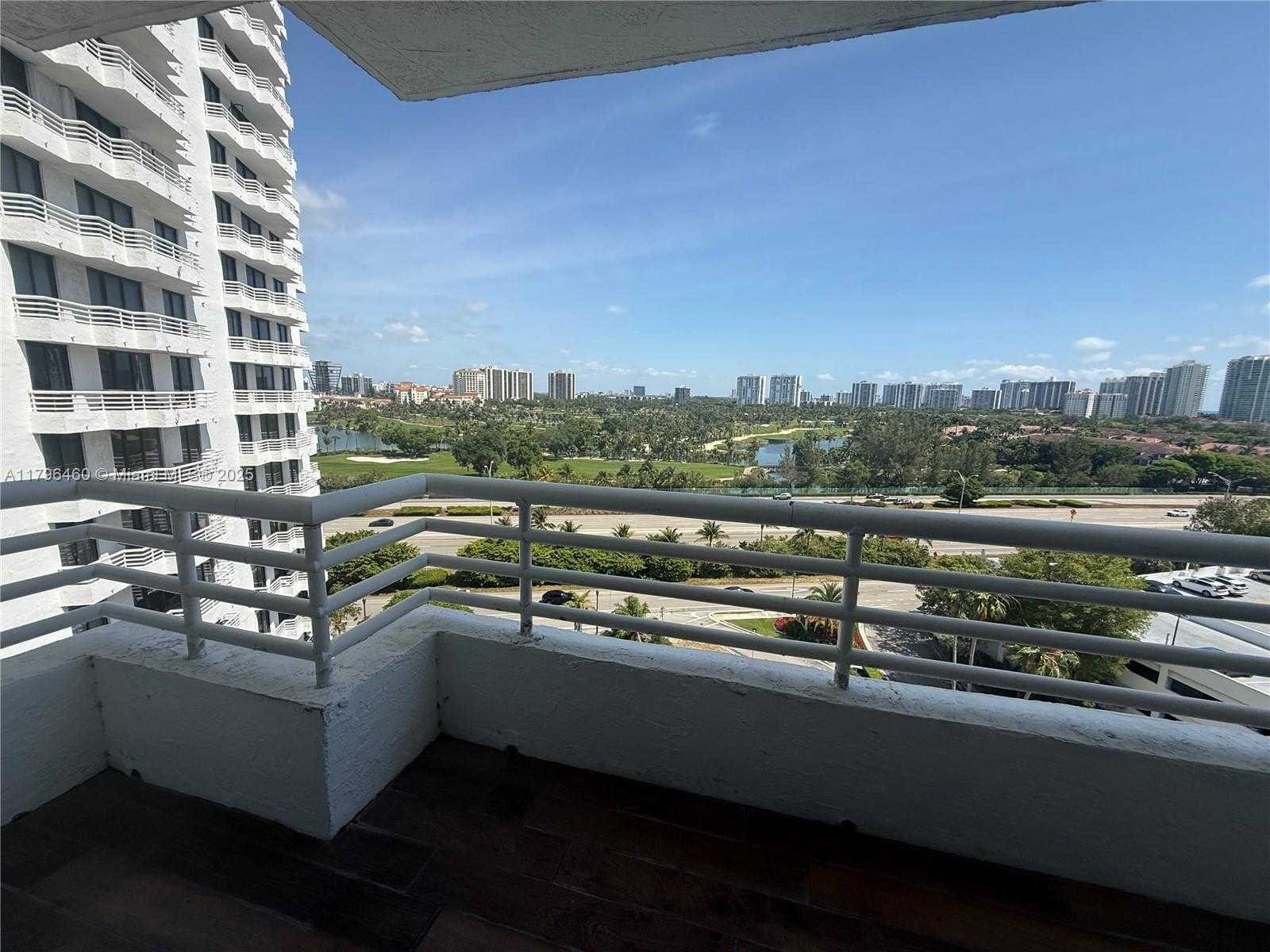 Small Image of 3300 NORTH EAST 192ND ST #1111, Aventura Number 9