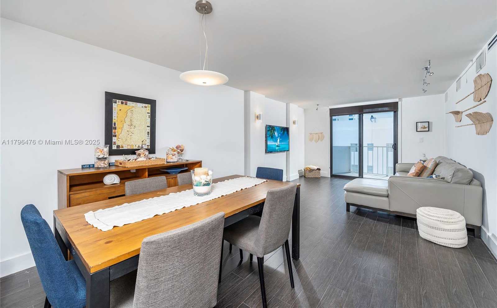 Small Image of 4301 COLLINS AVE #1003, Miami Beach Number 15