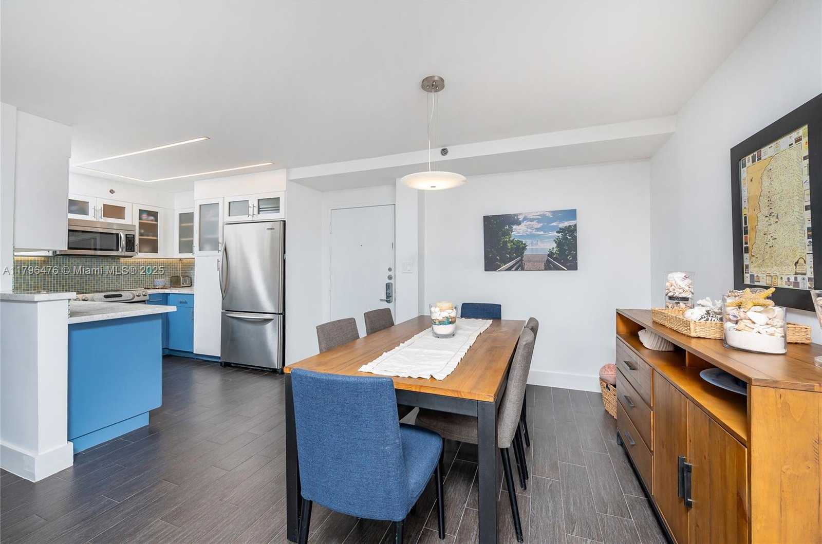 Small Image of 4301 COLLINS AVE #1003, Miami Beach Number 19