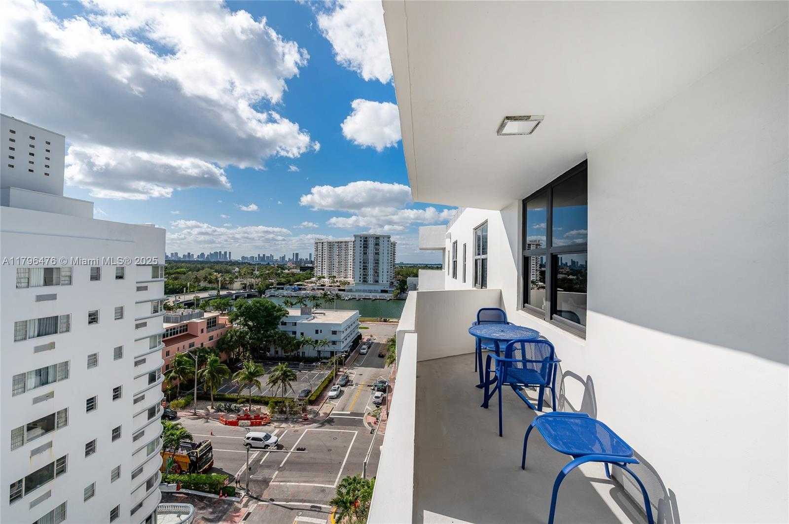 Small Image of 4301 COLLINS AVE #1003, Miami Beach Number 30