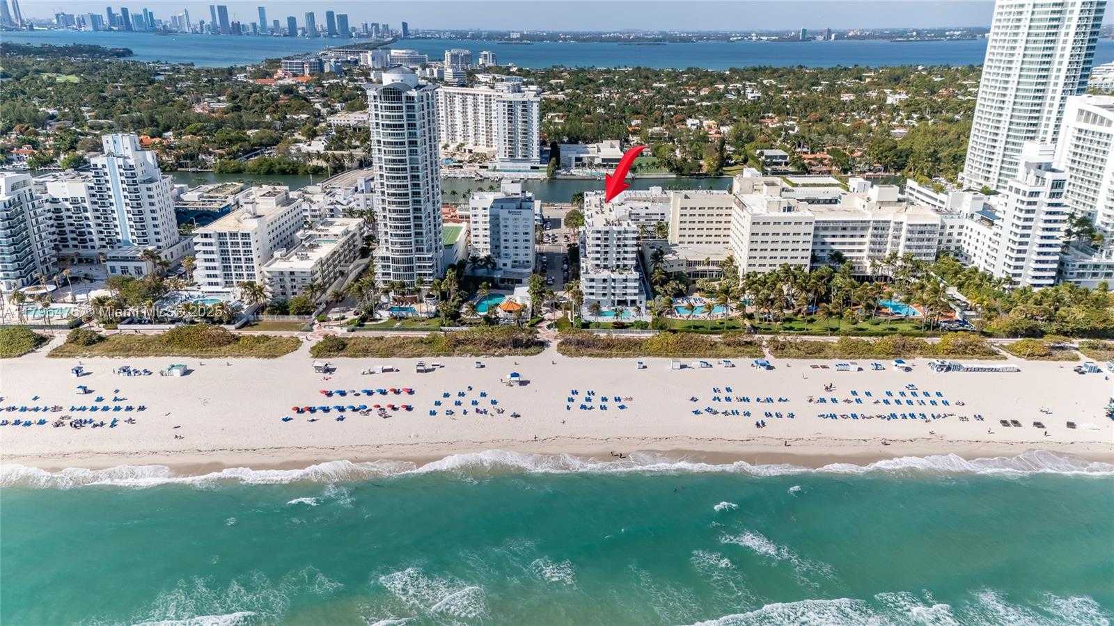 Small Image of 4301 COLLINS AVE #1003, Miami Beach Number 39