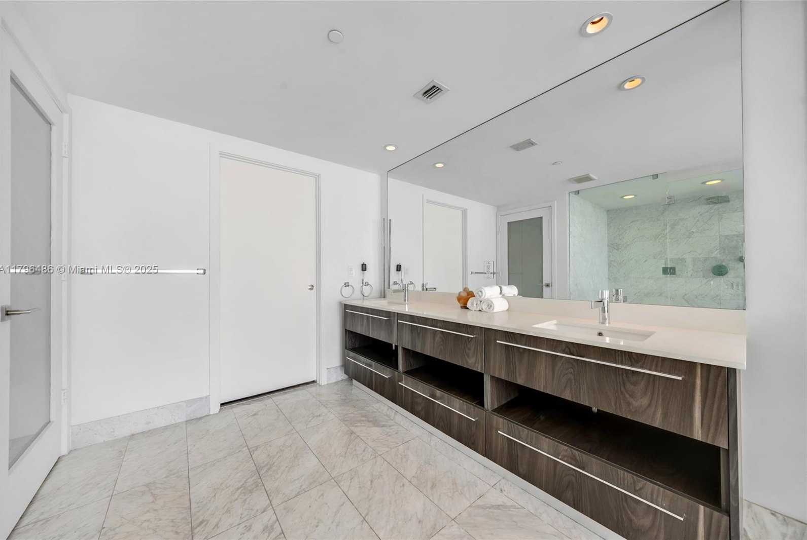 Small Image of 3131 NORTH EAST 7TH AVE #1405, Miami Number 16