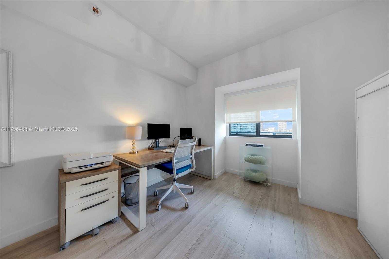 Small Image of 3131 NORTH EAST 7TH AVE #1405, Miami Number 25