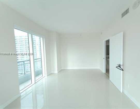 Small Image of 60 SOUTH WEST 13TH ST #1421, Miami Number 4