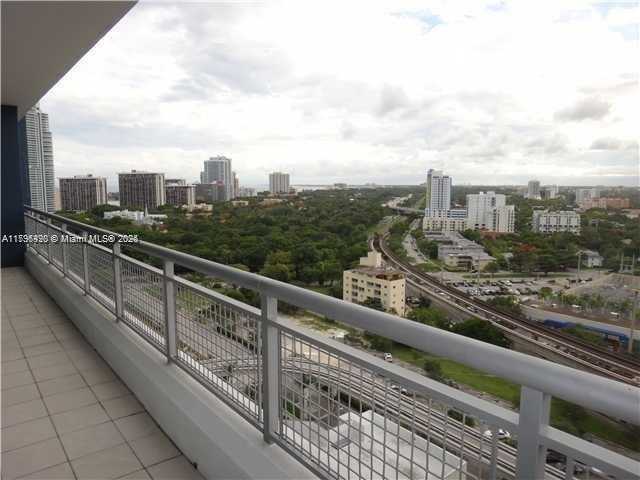 Small Image of 60 SOUTH WEST 13TH ST #1421, Miami Number 6