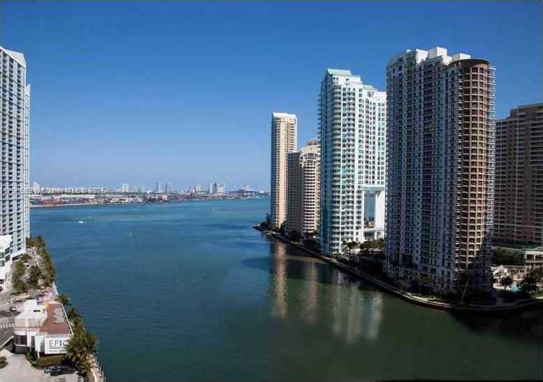 Small Image of 200 BISCAYNE BOULEVARD WAY #4904, Miami Number 4