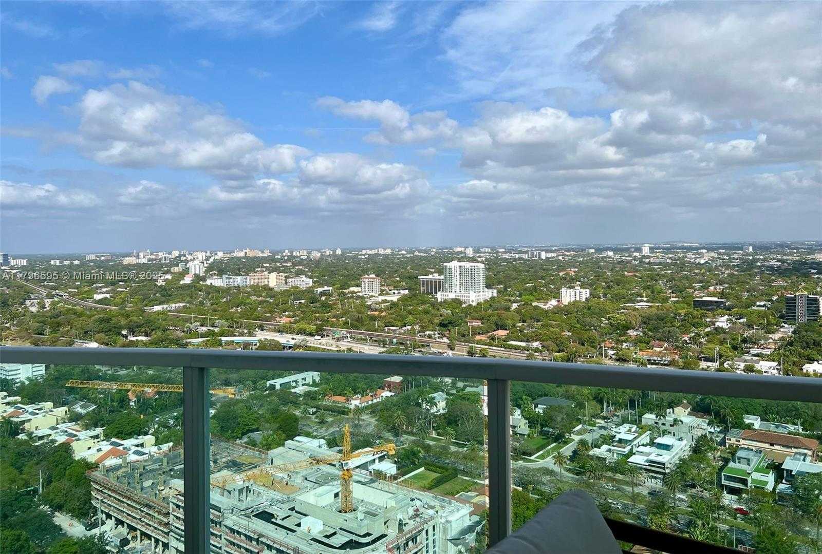 Small Image of 2101 BRICKELL AVE #3208, Miami Number 10