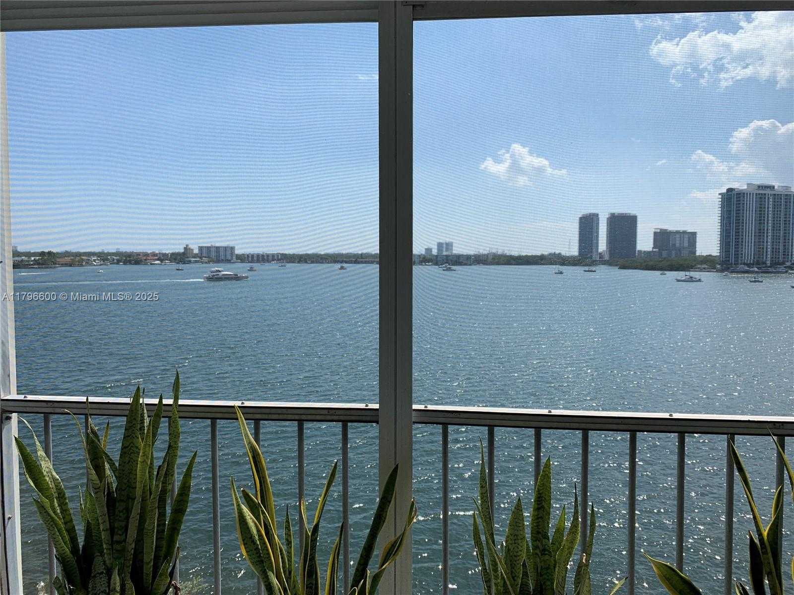 Small Image of 3000 MARCOS DR #P512, Aventura Number 14