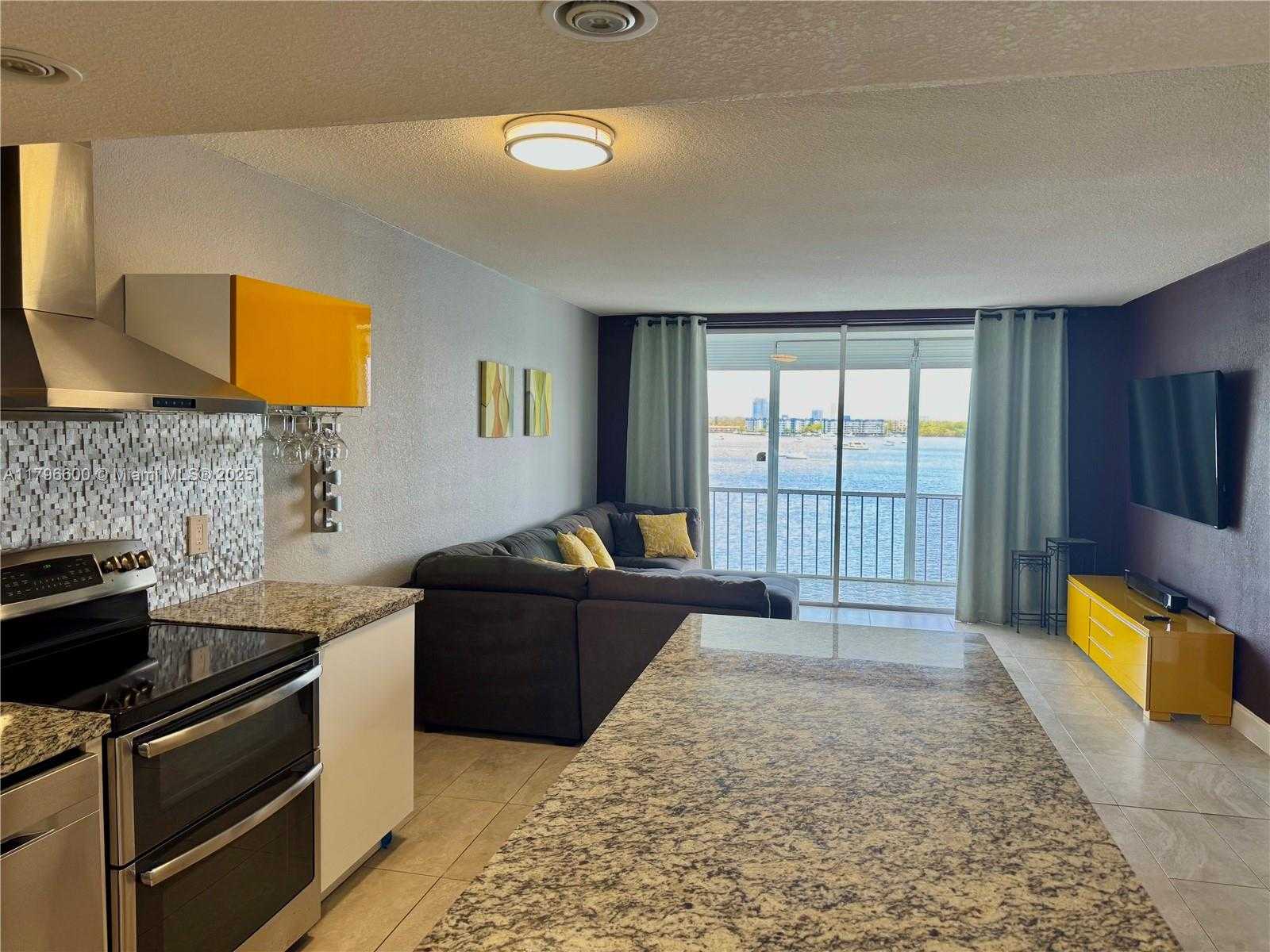 Small Image of 3000 MARCOS DR #P512, Aventura Number 2
