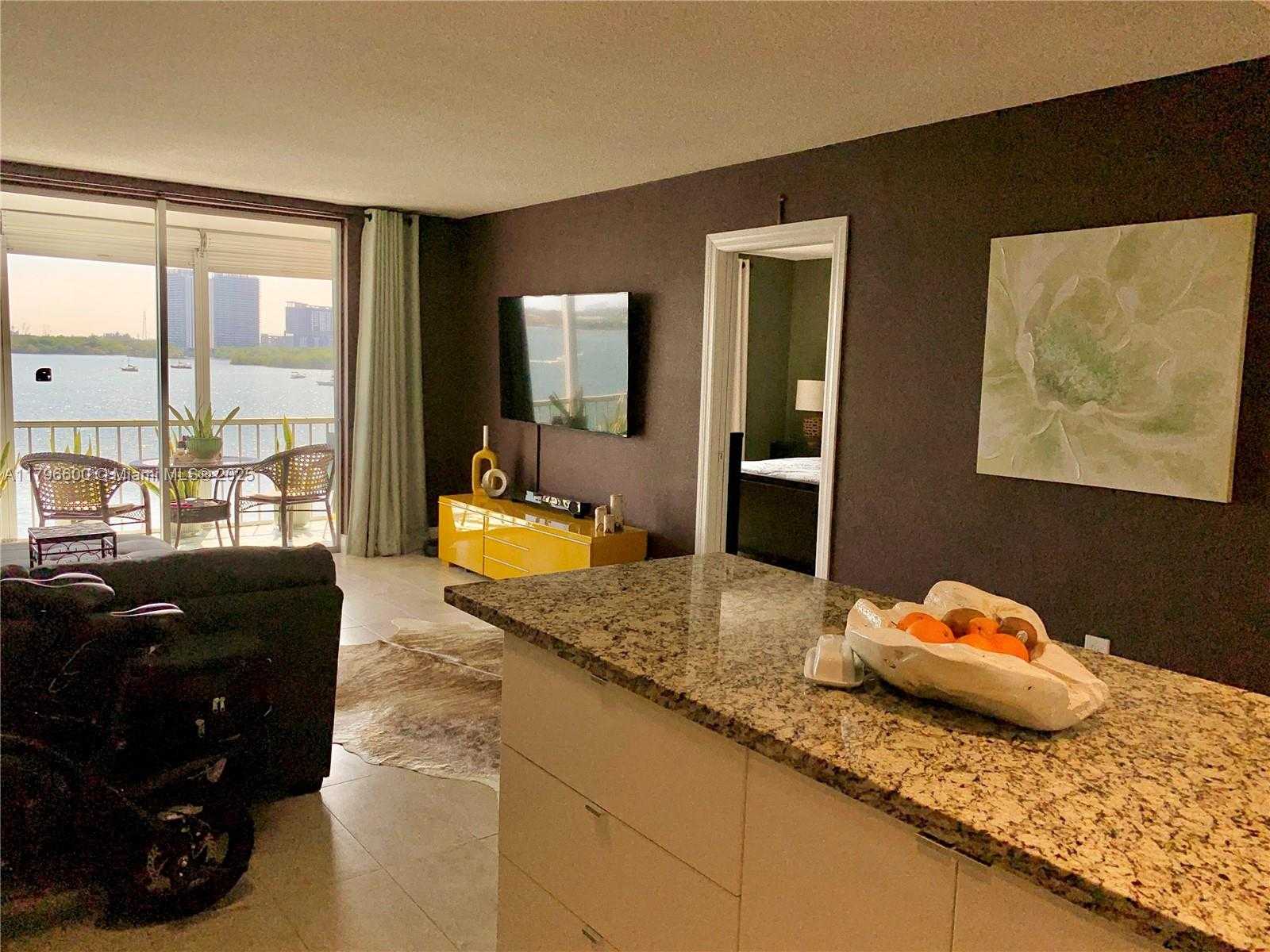 Small Image of 3000 MARCOS DR #P512, Aventura Number 7