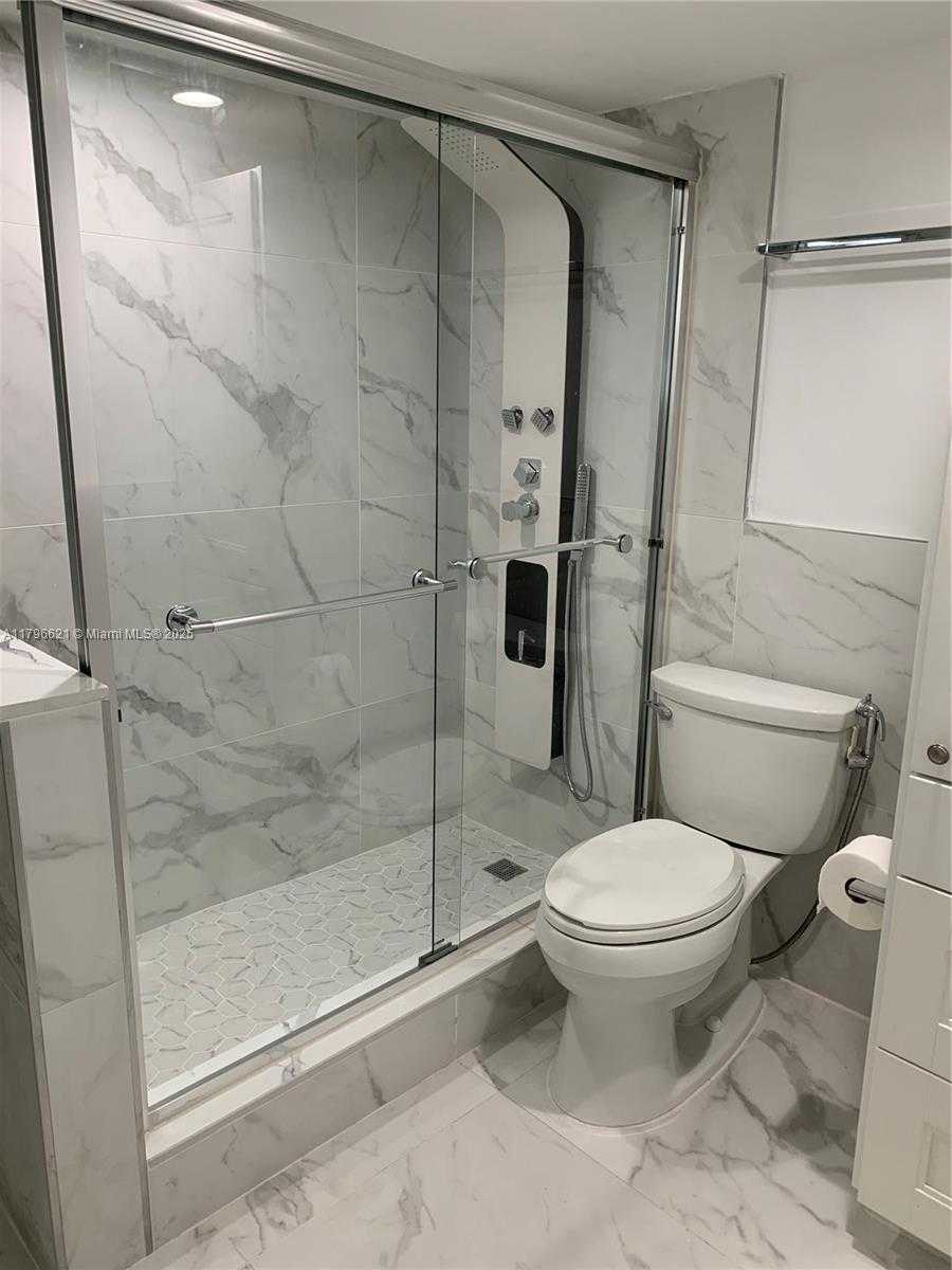 Small Image of 7545 EAST TREASURE DR #9B, North Bay Village Number 2