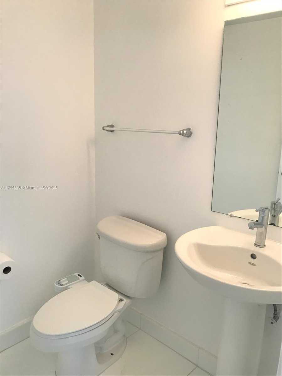 Small Image of 601 NORTH EAST 36TH ST #1511, Miami Number 11