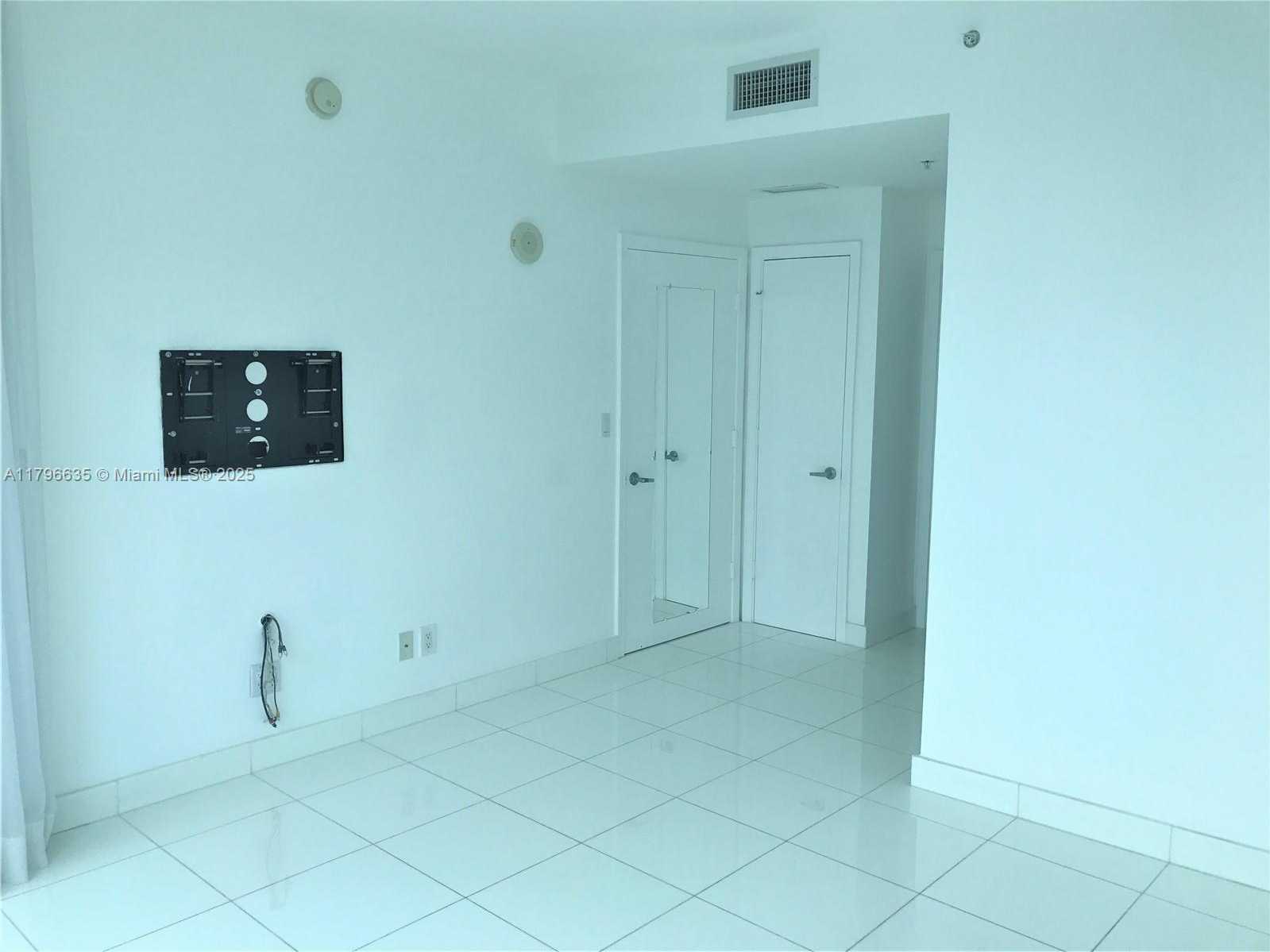 Small Image of 601 NORTH EAST 36TH ST #1511, Miami Number 16