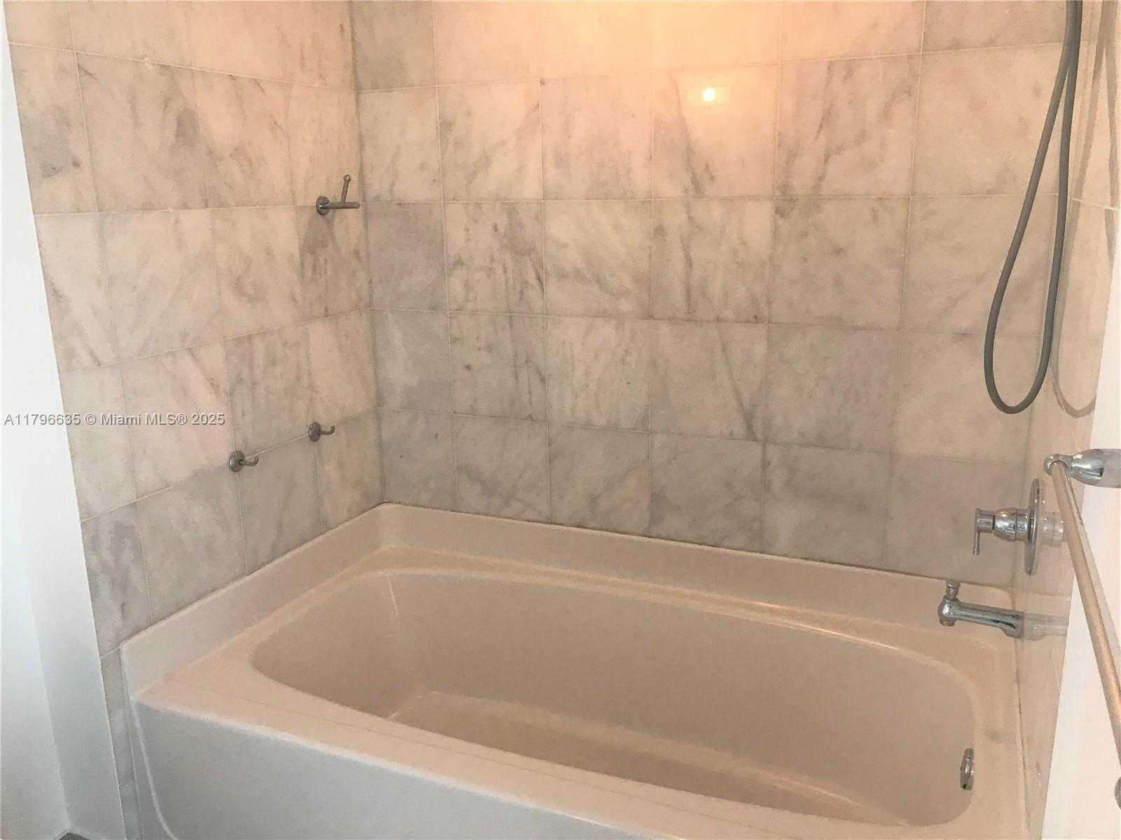 Small Image of 601 NORTH EAST 36TH ST #1511, Miami Number 17