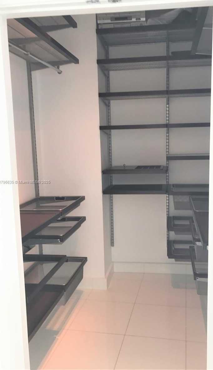 Small Image of 601 NORTH EAST 36TH ST #1511, Miami Number 22