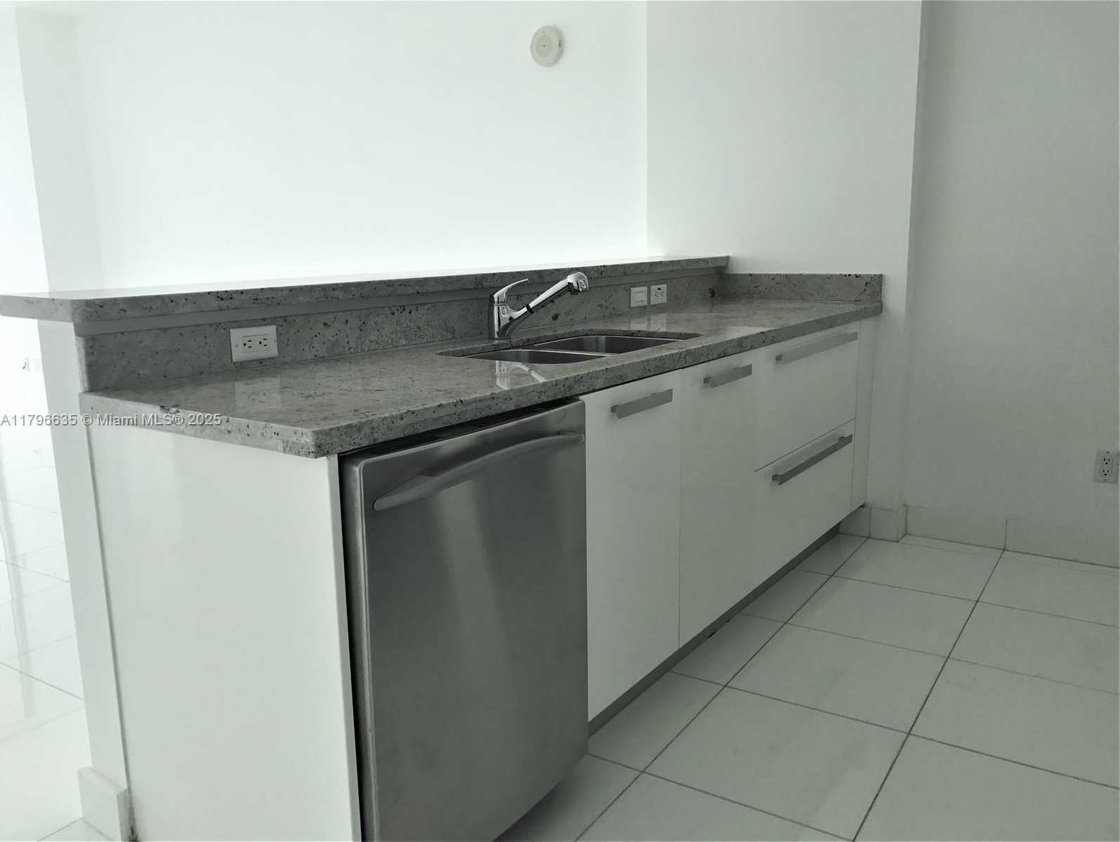 Small Image of 601 NORTH EAST 36TH ST #1511, Miami Number 7